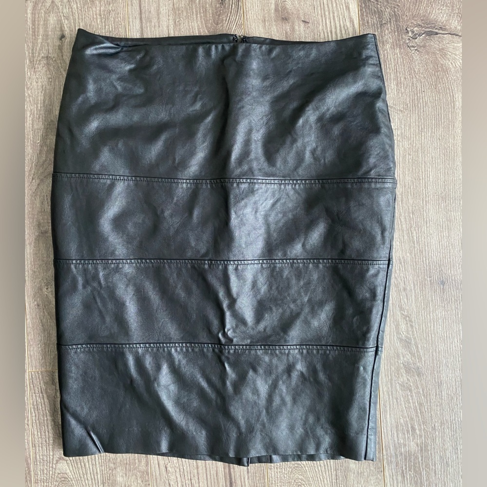 Black faux leather pencil skirt, zipper and clasp, slit in back size 11
